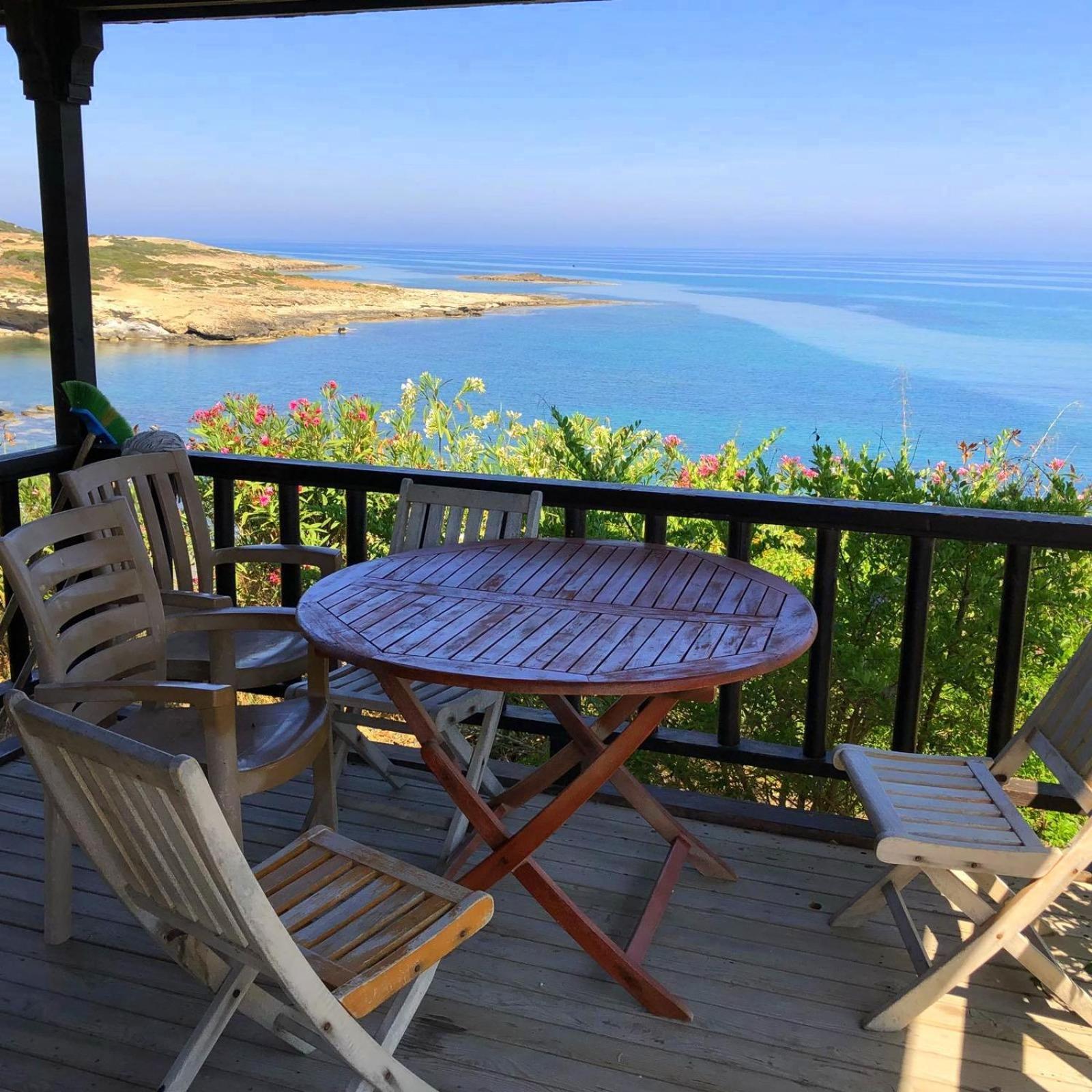 Zambak Holiday Village & Restaurant Superb Seafront Location ! Agios Georgios  Kültér fotó