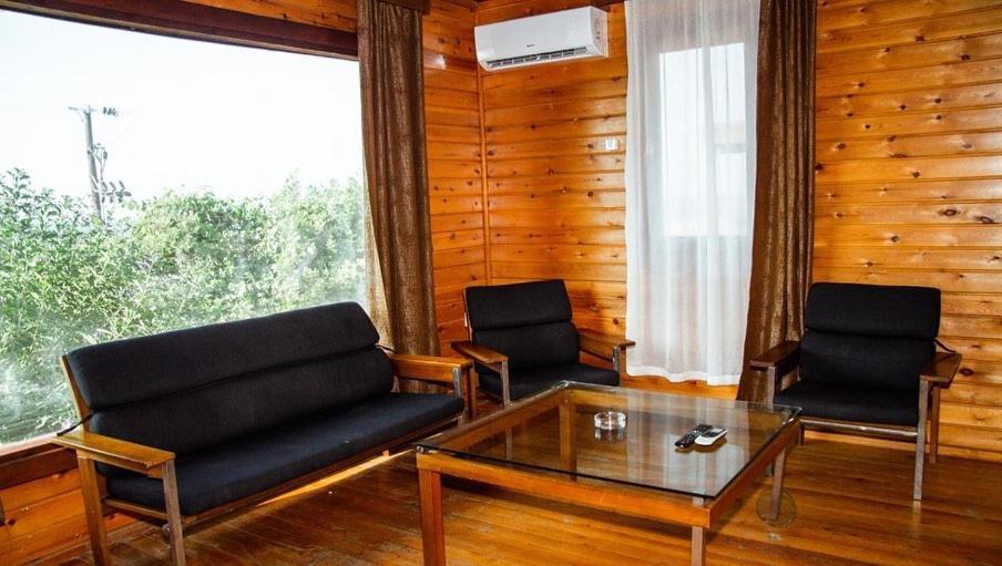 Zambak Holiday Village & Restaurant Superb Seafront Location ! Agios Georgios  Kültér fotó